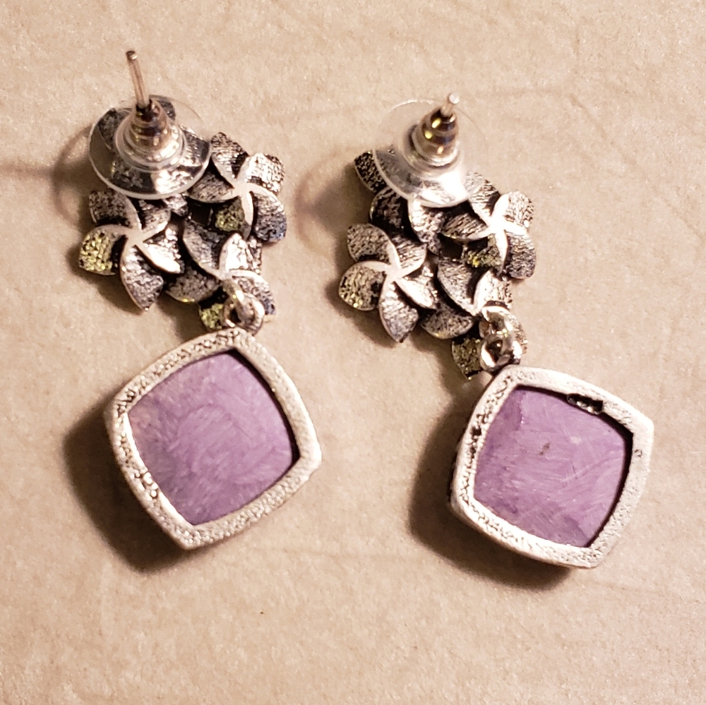 🍂Purple swirl ivy leaf drop stud earrings - Picture 2 of 4